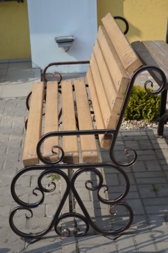 Кованая лавочка 37