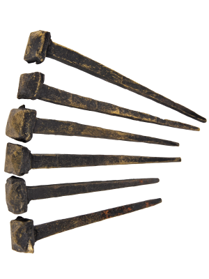 Гвоздь кованный с квадратной шляпкой